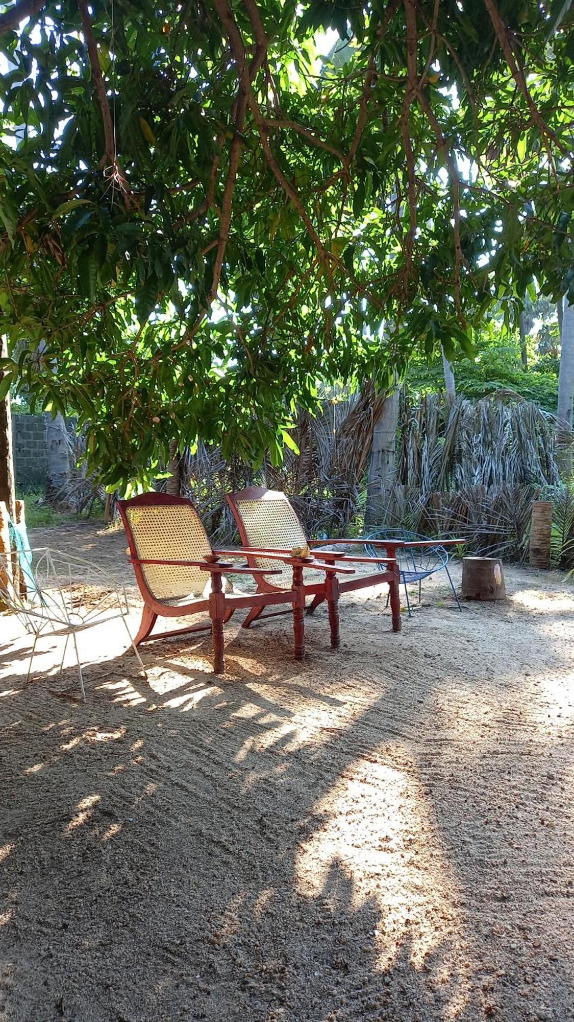 Elena Garden Resort And Restaurant Trincomalee Exterior foto